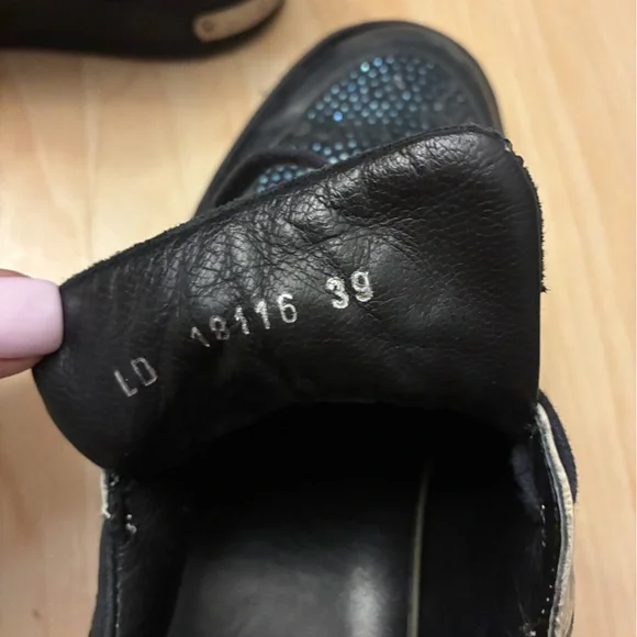 Limited edition Boticelli Blue Leather sneakers - Picture 9 of 16